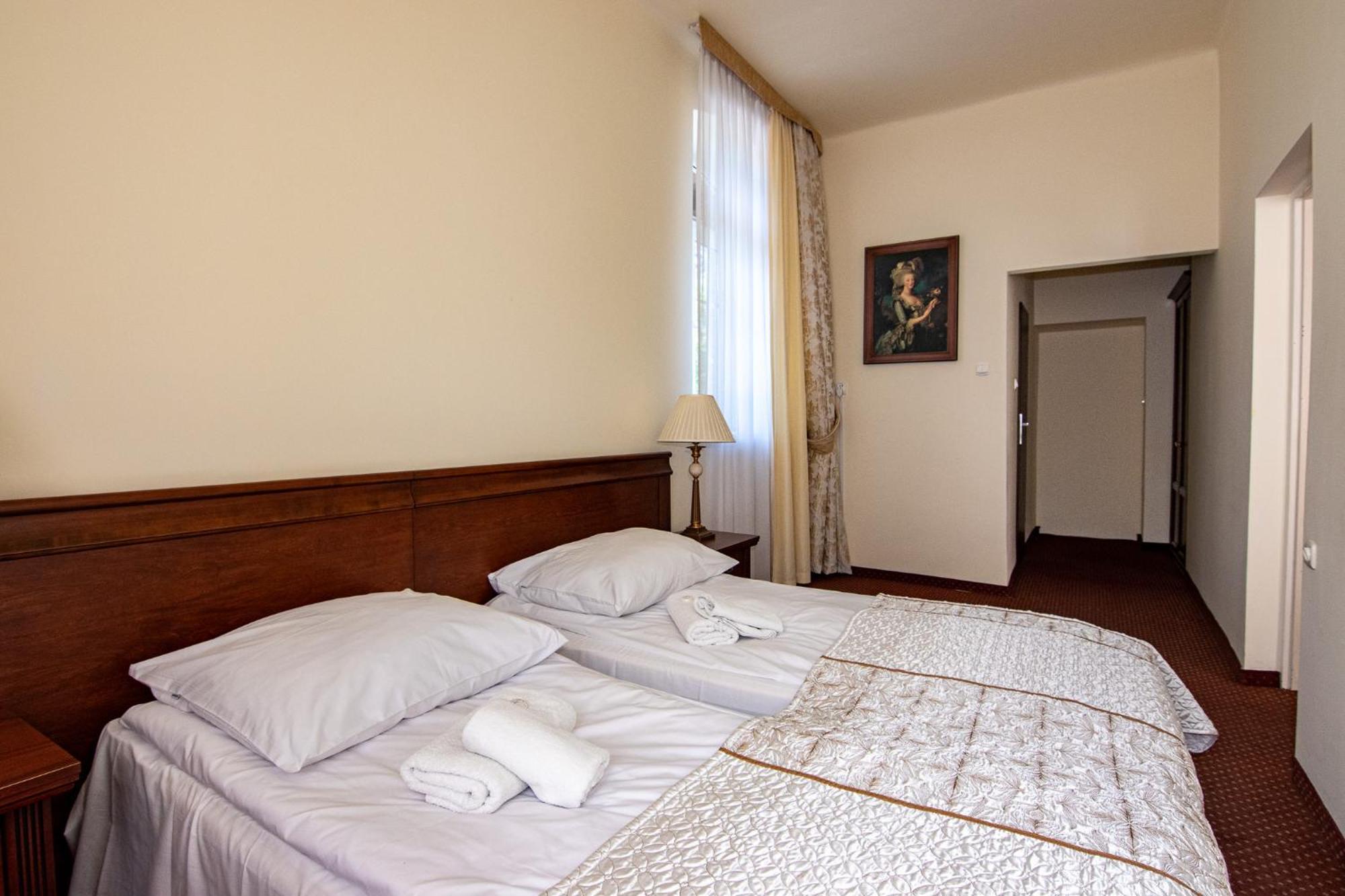 Savoy Bed & Breakfast Spala Ngoại thất bức ảnh